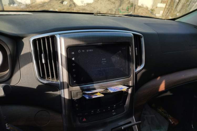 Used FORTHING CM7 2018 Classic Edition 2.0T Automatic Luxury Model Audio And AC Panel