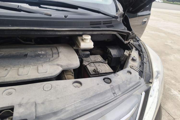 Used FORTHING CM7 2018 2.0T Automatic Luxury Version Engine Bay Left