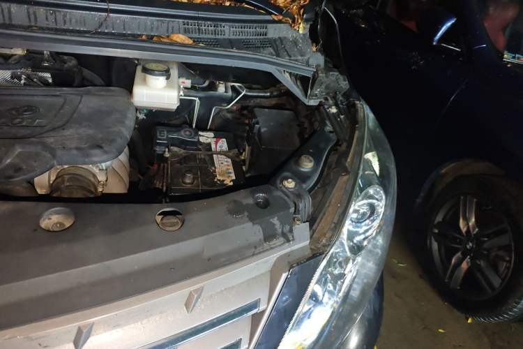 Used FORTHING CM7 2018 Classic Edition 2.0T Manual Luxury Model Engine Bay Left