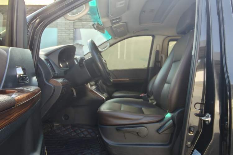 Used FORTHING CM7 2018 Classic Edition 2.0T Automatic Luxury Model Interior 2