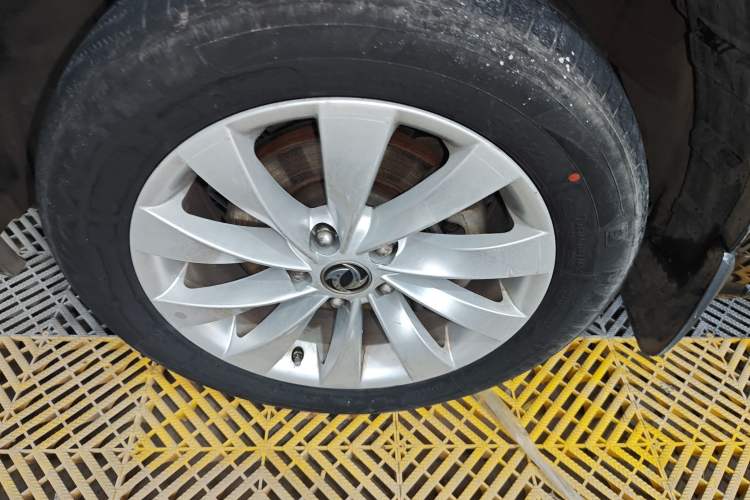 Used FORTHING CM7 2018 Classic Edition 2.0T Automatic Luxury Model Left Front Wheel Hub