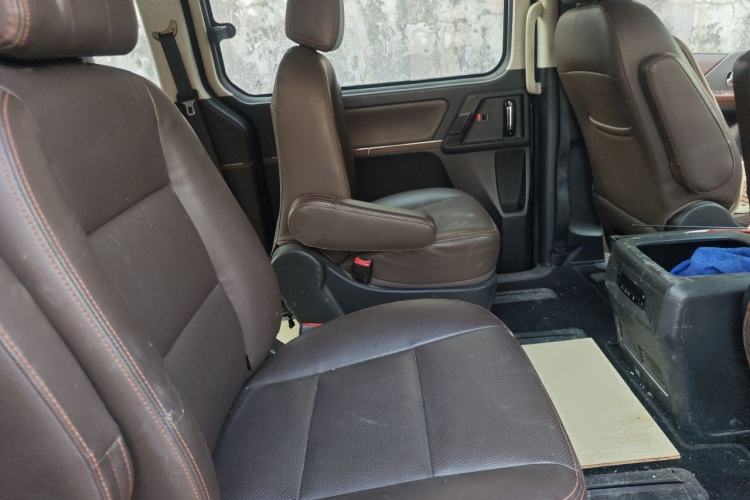 Used FORTHING CM7 2018 Classic Edition 2.0T Manual Luxury Model Left Rear Seat