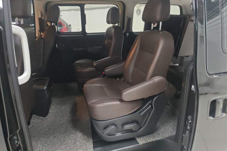 Used FORTHING CM7 2018 Classic Edition 2.0T Automatic Luxury Model Left Rear Seat