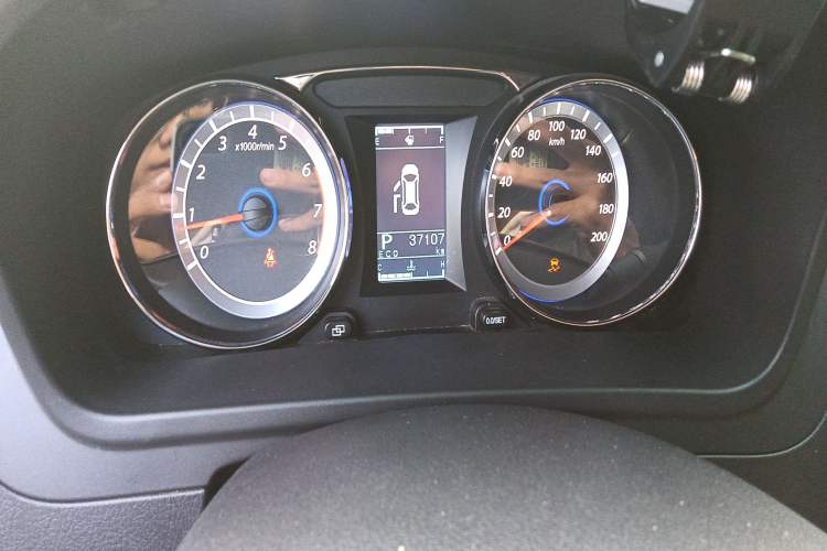 Used FORTHING CM7 2018 Classic Edition 2.0T Automatic Luxury Model Odometer Close Up