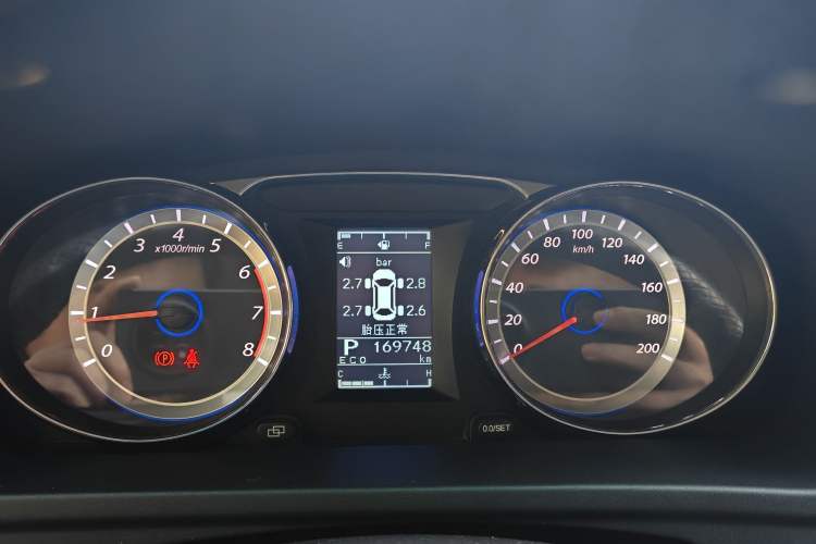 Used FORTHING CM7 2018 Classic Edition 2.0T Automatic Luxury Model Odometer Close Up