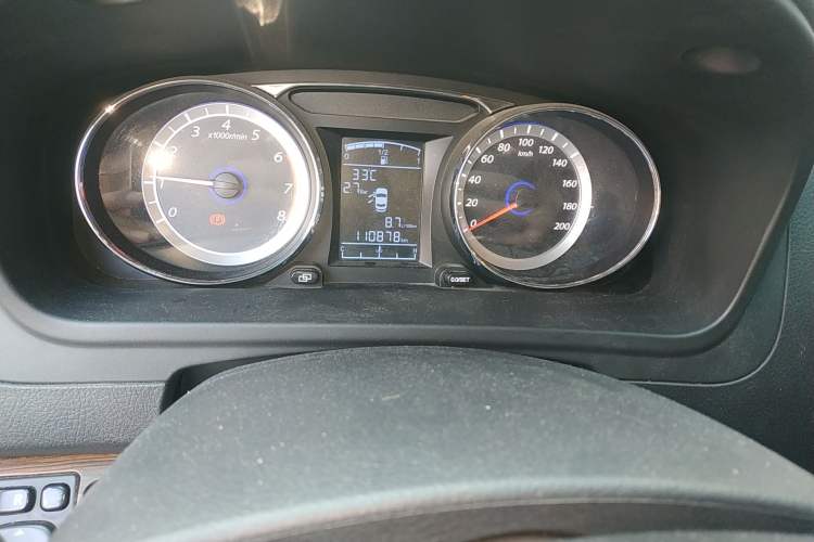 Used FORTHING CM7 2018 Classic Edition 2.0T Manual Luxury Model Odometer Close Up