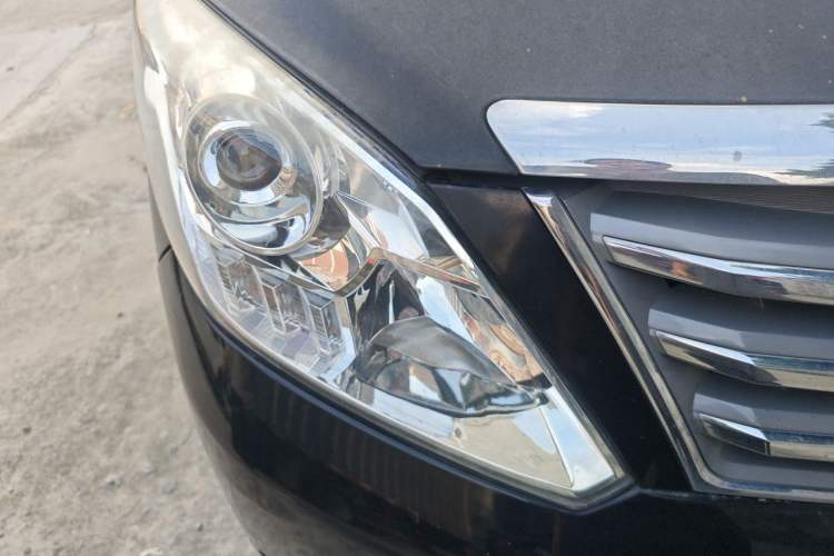 Used FORTHING CM7 2018 Classic Edition 2.0T Manual Luxury Model Right Front Headlight