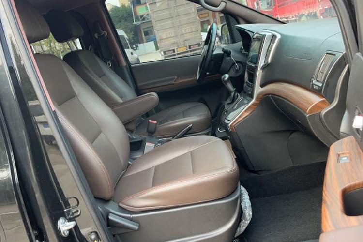 Used FORTHING CM7 2018 Classic Edition 2.0T Automatic Luxury Model Right Front Seat