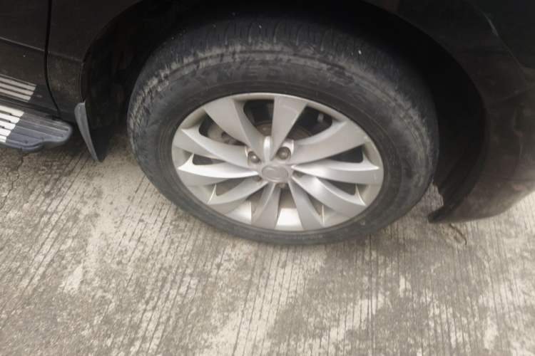 Used FORTHING CM7 2018 2.0T Automatic Luxury Version Right Front Wheel Hub