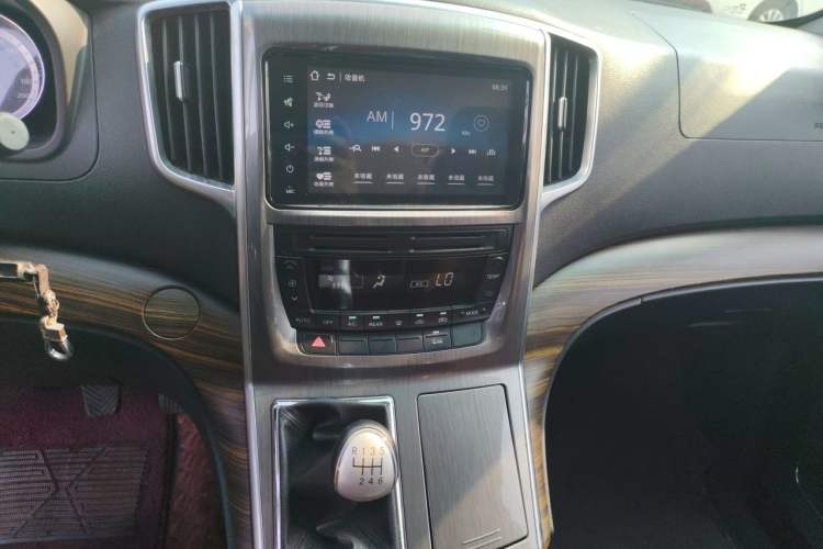 Used FORTHING CM7 2018 2.0T Manual Luxury Version Audio And AC Panel