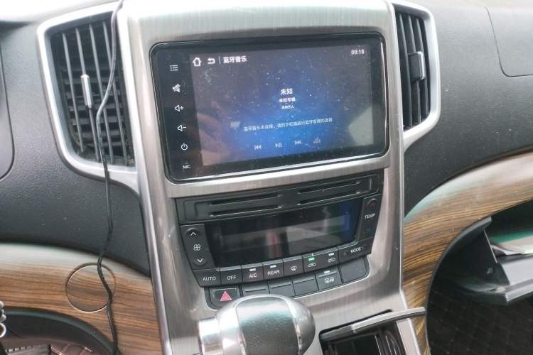 Used FORTHING CM7 2018 Classic Edition 2.0T Automatic Luxury Model Audio And AC Panel