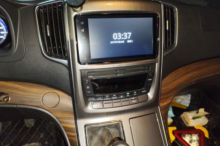 Used FORTHING CM7 2018 2.0T Manual Luxury Version Audio And AC Panel
