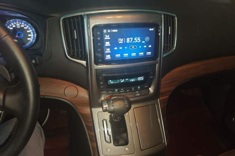Used FORTHING CM7 2018 Classic Edition 2.0T Automatic Luxury Model Audio And AC Panel