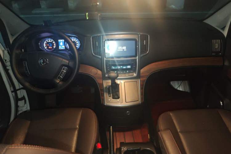 Used FORTHING CM7 2018 Classic Edition 2.0T Automatic Luxury Model Center Console