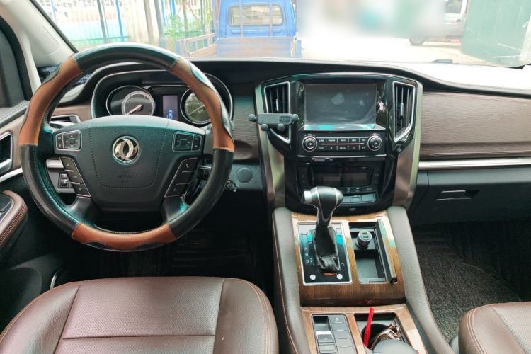 Used FORTHING CM7 2018 2.0T Automatic Luxury Version Center Console