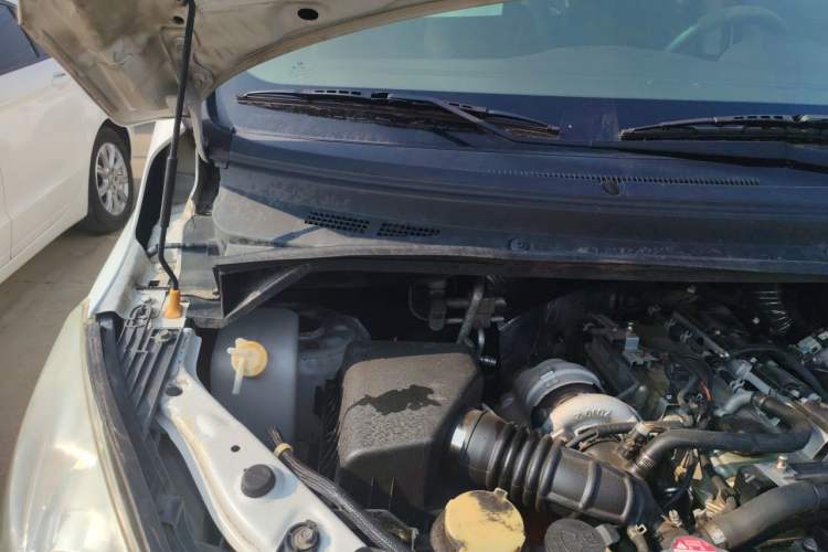 Used FORTHING CM7 2018 2.0T Manual Luxury Version Engine Bay Right