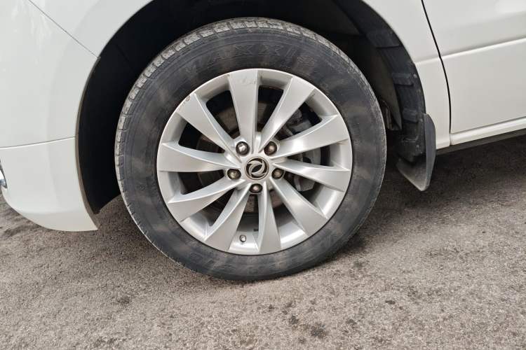 Used FORTHING CM7 2018 Classic Edition 2.0T Automatic Luxury Model Left Front Wheel Hub