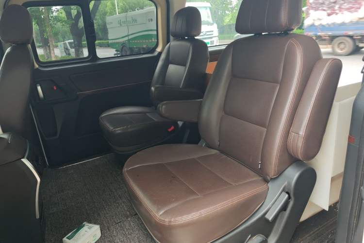 Used FORTHING CM7 2018 2.0T Automatic Luxury Version Left Rear Seat