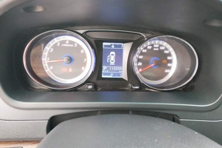 Used FORTHING CM7 2018 Classic Edition 2.0T Automatic Luxury Model Odometer Close Up