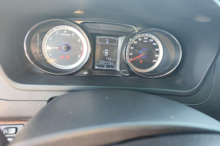 Used FORTHING CM7 2018 Classic Edition 2.0T Manual Luxury Model Odometer Close Up