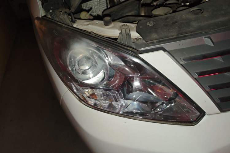 Used FORTHING CM7 2018 2.0T Manual Luxury Version Right Front Headlight