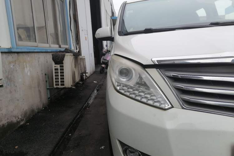Used FORTHING CM7 2018 Revised Version 2.0T Automatic Luxury Edition Right Front Headlight