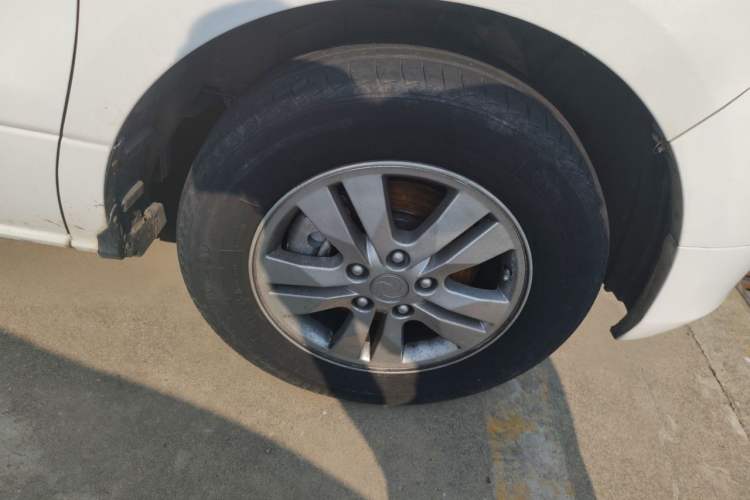Used FORTHING CM7 2018 2.0T Manual Luxury Version Right Front Wheel Hub