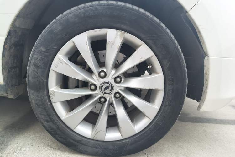 Used FORTHING CM7 2018 Classic Edition 2.0T Automatic Luxury Model Right Front Wheel Hub