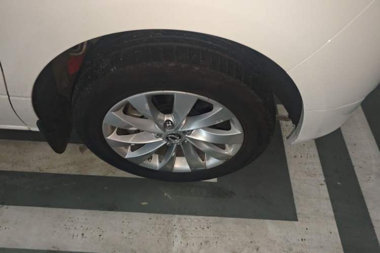 Used FORTHING CM7 2018 Classic Edition 2.0T Automatic Luxury Model Right Front Wheel Hub