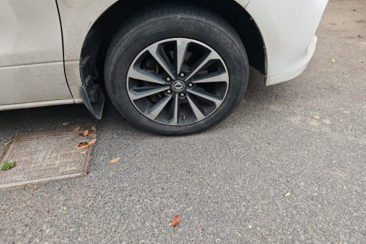 Used FORTHING CM7 2018 2.0T Automatic Luxury Version Right Front Wheel Hub