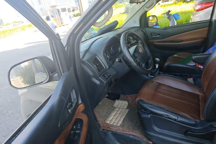 Used FORTHING F600 2016 F600L 1.5T Luxury Model Driver Seat