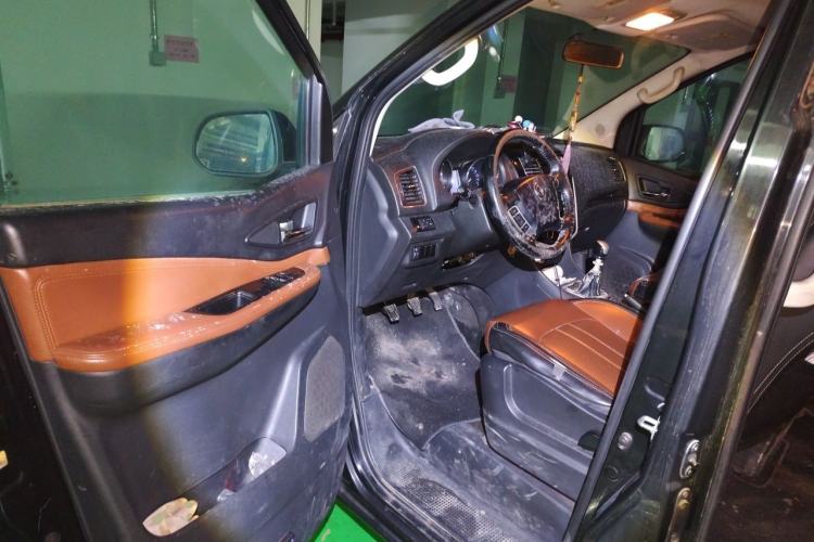 Used FORTHING F600 2016 F600L 2.0L Luxury Model Driver Seat
