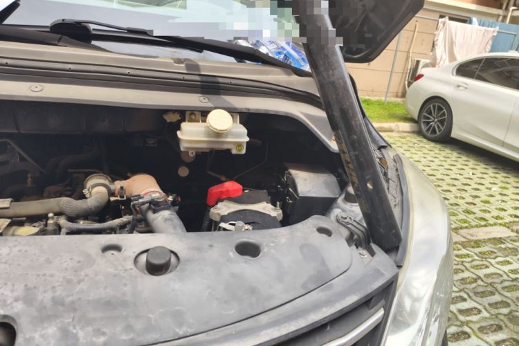 Used FORTHING F600 2016 F600 1.5T Luxury Edition Engine Bay Left