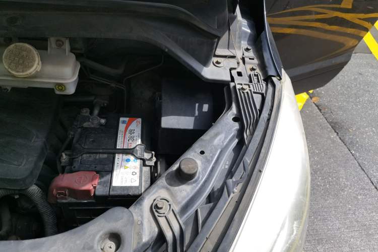 Used FORTHING F600 2016 F600 2.0L Luxury Model Engine Bay Left
