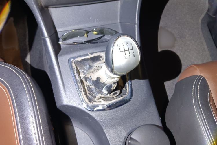 Used FORTHING F600 2016 F600L 2.0L Deluxe Model Gear Lever