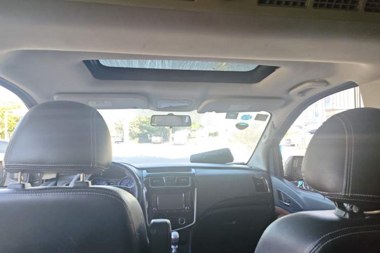 Used FORTHING F600 2016 F600L 1.5T Luxury Model Headliner