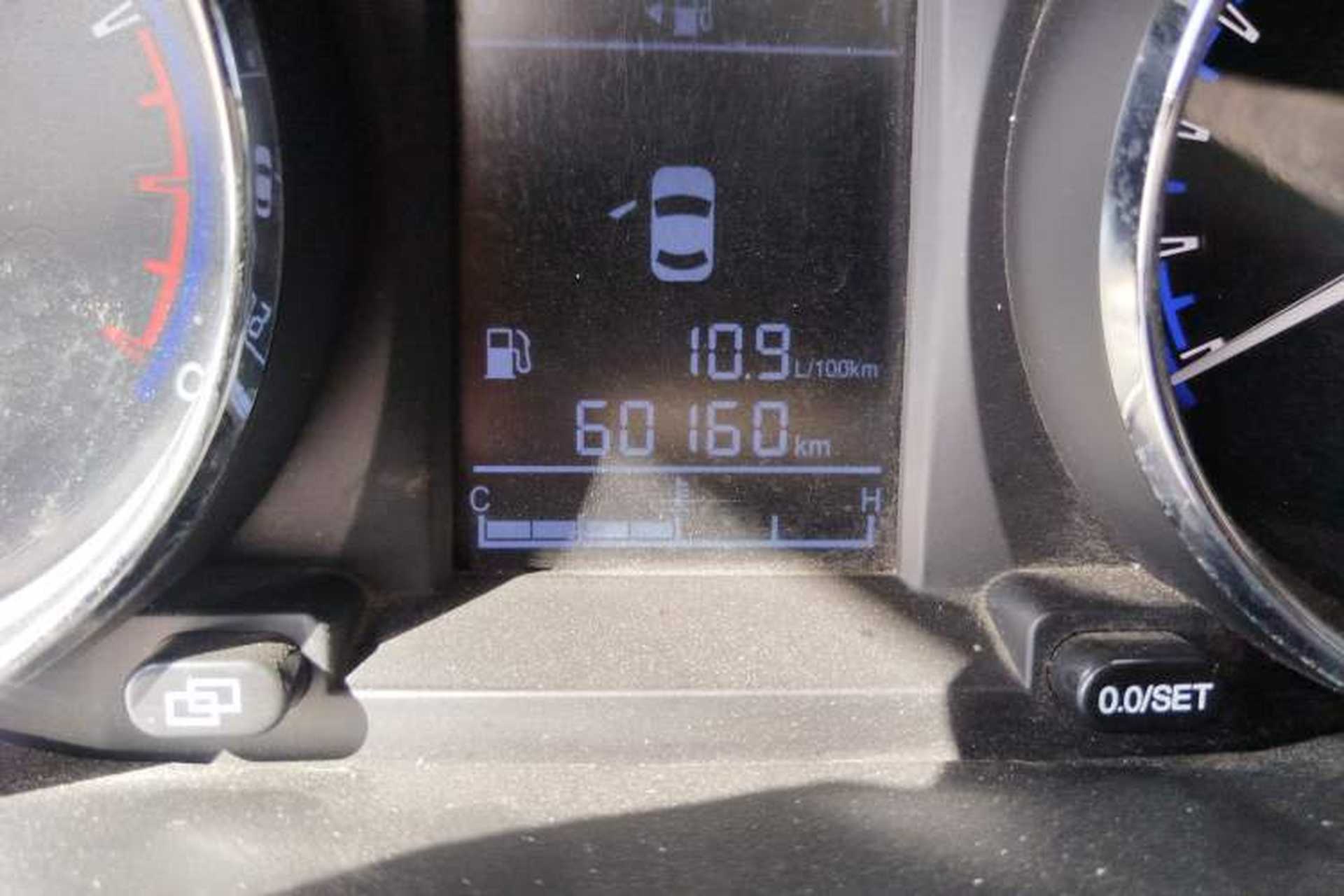 Used FORTHING F600 2016 F600L 2.0L Luxury Model Odometer Close Up