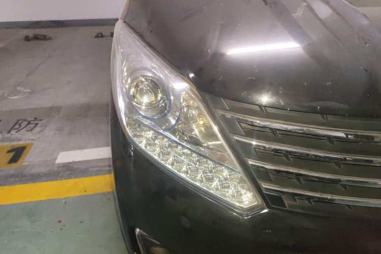 Used FORTHING F600 2016 F600 1.5T Luxury Edition Right Front Headlight