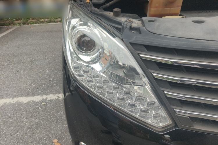 Used FORTHING F600 2016 F600L 1.5T Luxury Model Right Front Headlight