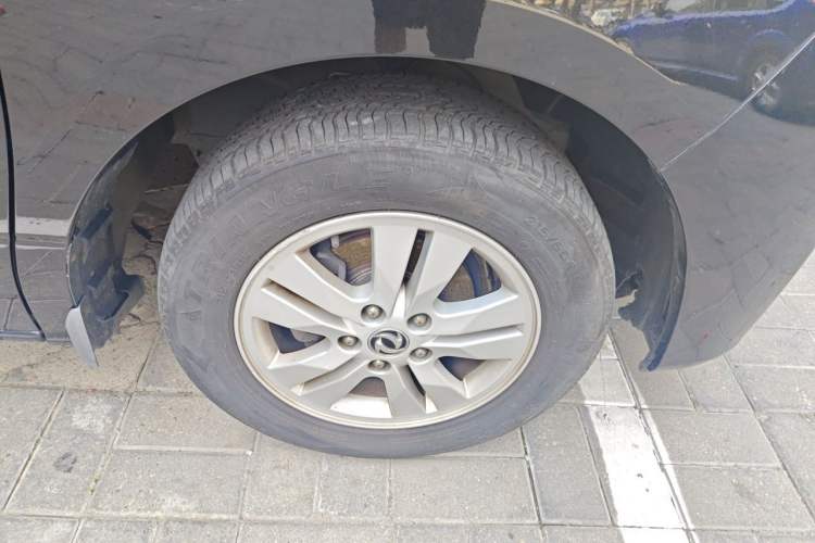 Used FORTHING F600 2016 F600L 1.5T Luxury Model Right Front Wheel Hub