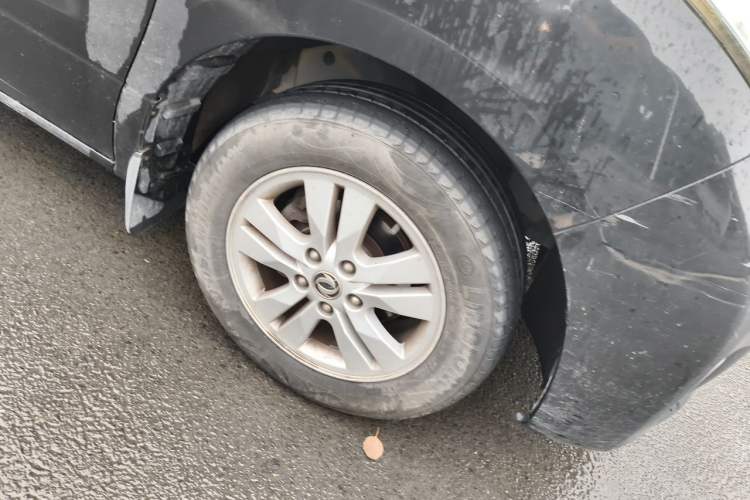 Used FORTHING F600 2016 F600L 1.5T Luxury Model Right Front Wheel Hub