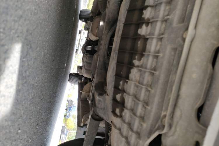 Used FORTHING F600 2016 F600L 1.5T Luxury Model Chassis Front
