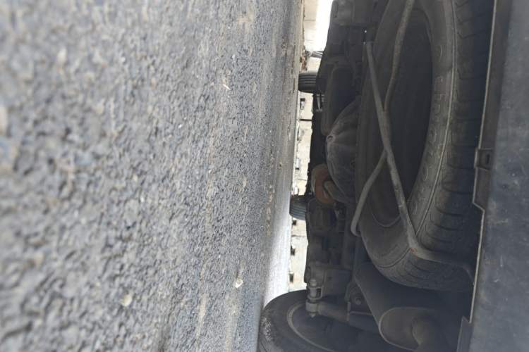 Used FORTHING F600 2016 F600L 1.5T Luxury Model Chassis Rear
