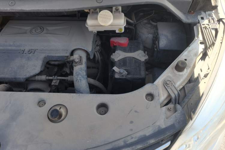 Used FORTHING F600 2016 F600L 1.5T Luxury Model Engine Bay Left