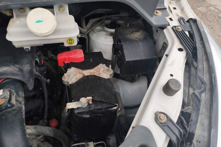 Used FORTHING F600 2016 F600L 1.5T Luxury Model Engine Bay Left