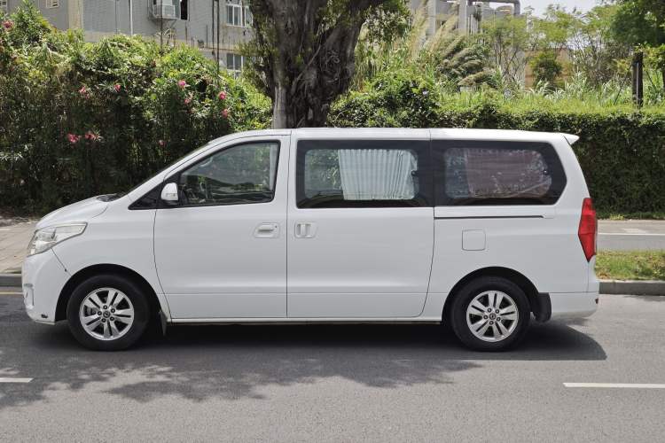 Used FORTHING F600 2016 F600L 1.5T Luxury Model Exterior 5
