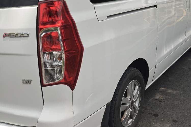Used FORTHING F600 2016 F600L 1.5T Luxury Model Exterior 6