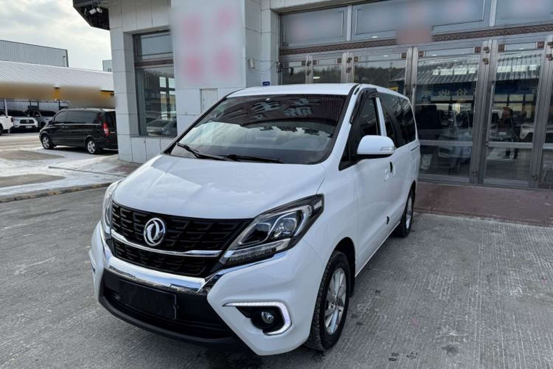 Used FORTHING F600 2016 F600 1.5T Luxury Model Front Left 45 Deg