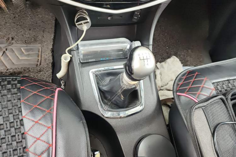 Used FORTHING F600 2016 F600L 2.0L Deluxe Model Gear Lever