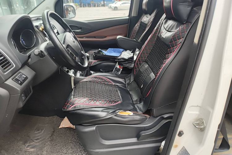 Used FORTHING F600 2016 F600L 2.0L Deluxe Model Left Front Seat